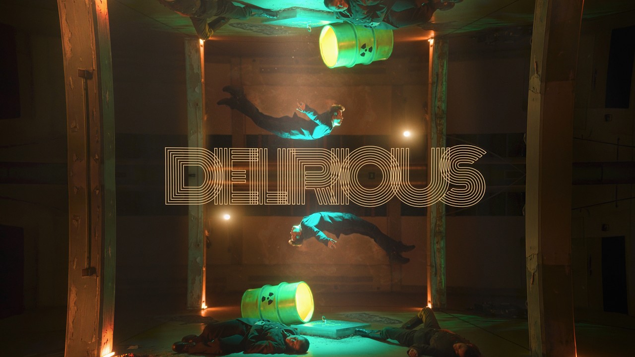 Standbild aus dem Musikvideo Delirious